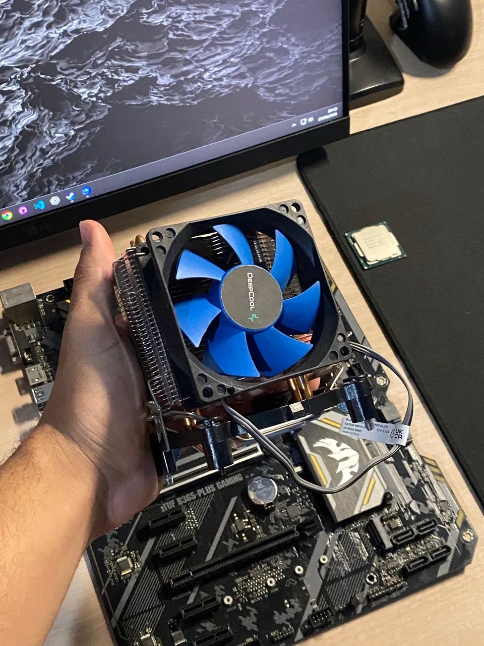 Kit Upgrade Intel: ASUS TUF B365-PLUS + Core i5-9400F + Air Cooler DeepCool - Foto 3