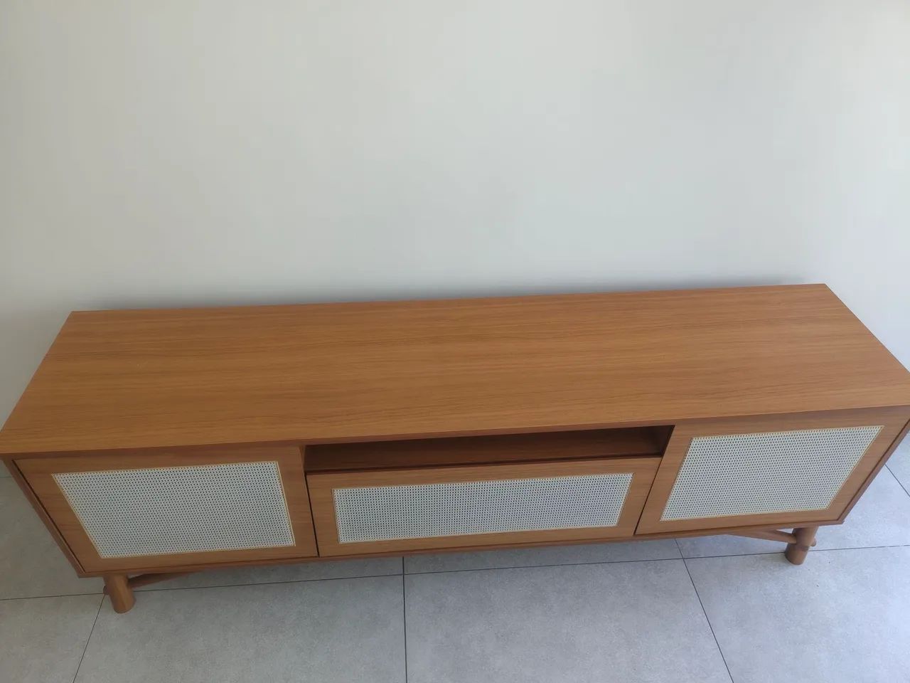 Rack para sala moderno e praiano - Foto 2