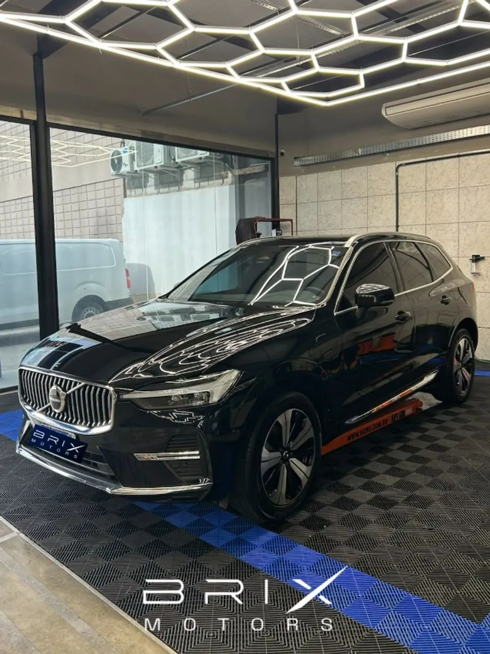 Volvo Xc60 XC 60 T-8 Plus 2.0 AWD (Híbrido) 2023