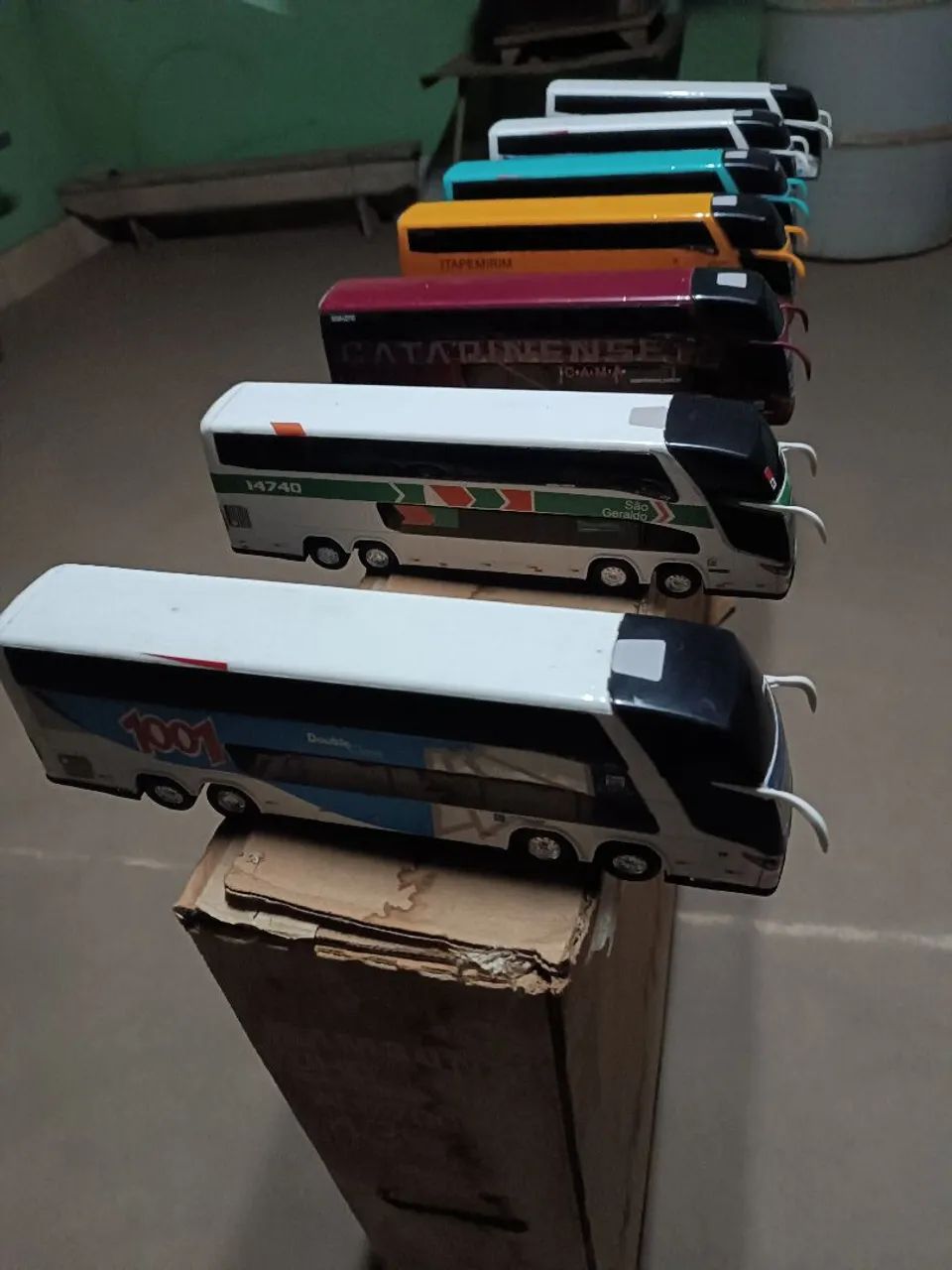 Miniatura de ônibus  - Foto 4