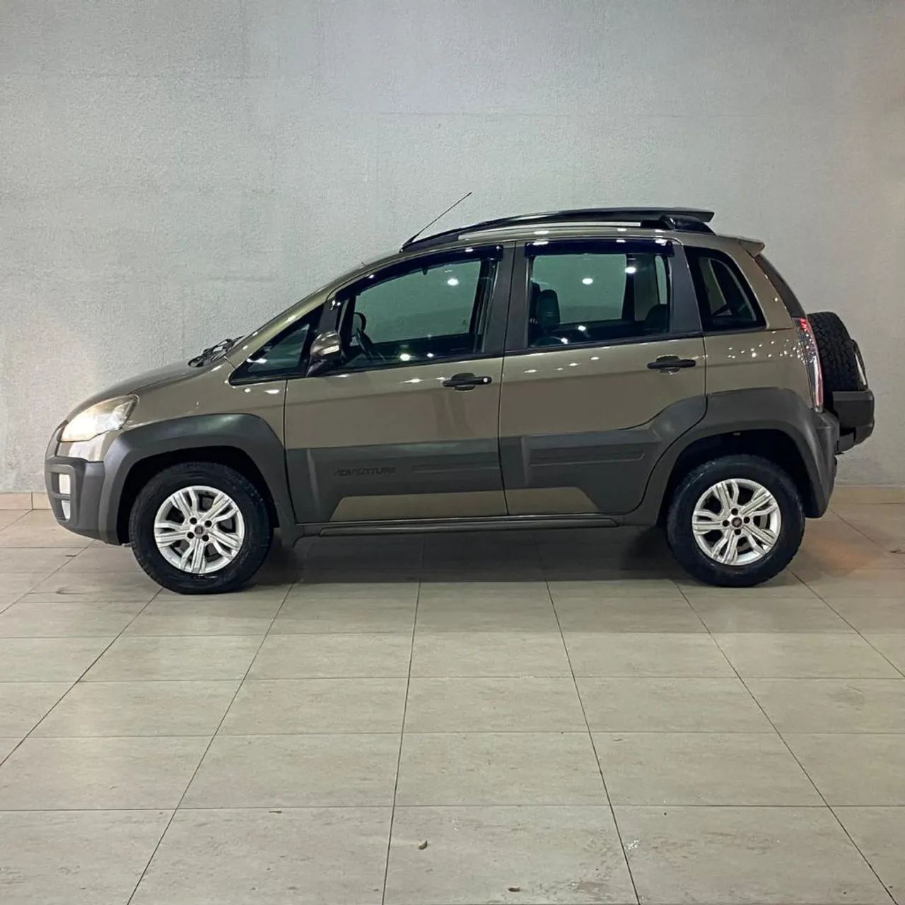 Fiat Idea Adv.ext./adv.ext. Loc. 1.8 Flex 5P 2014 - Foto 5
