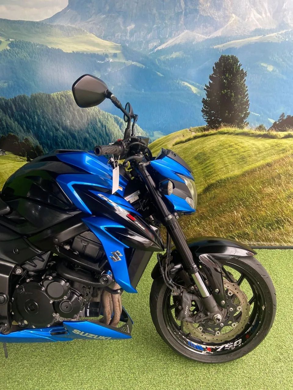 GSX-S 750 - Foto 4