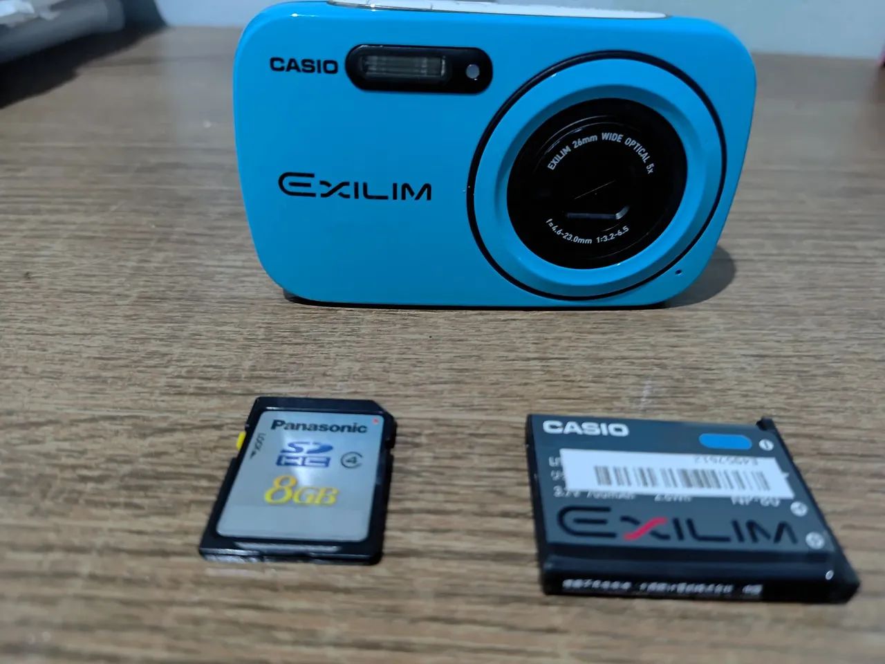 Câmera Casio Exilim EX-Z32 16.1 MP - Estética Y2K Vintage