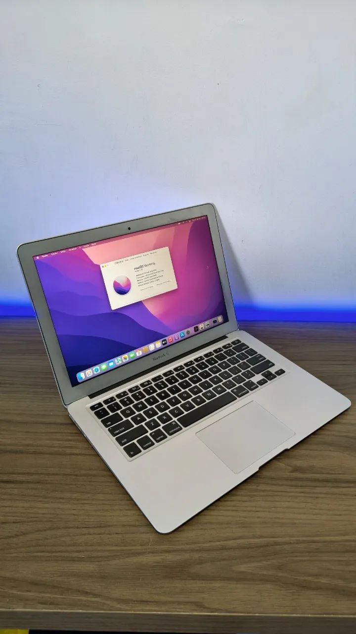 MacBook Air  Intel i5 | 4gb | SSD 120gb 