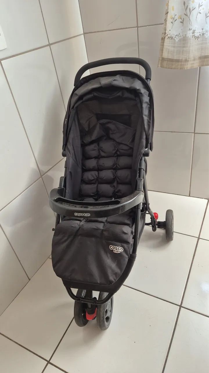 Carrinho de bebê Cosco - Usado 