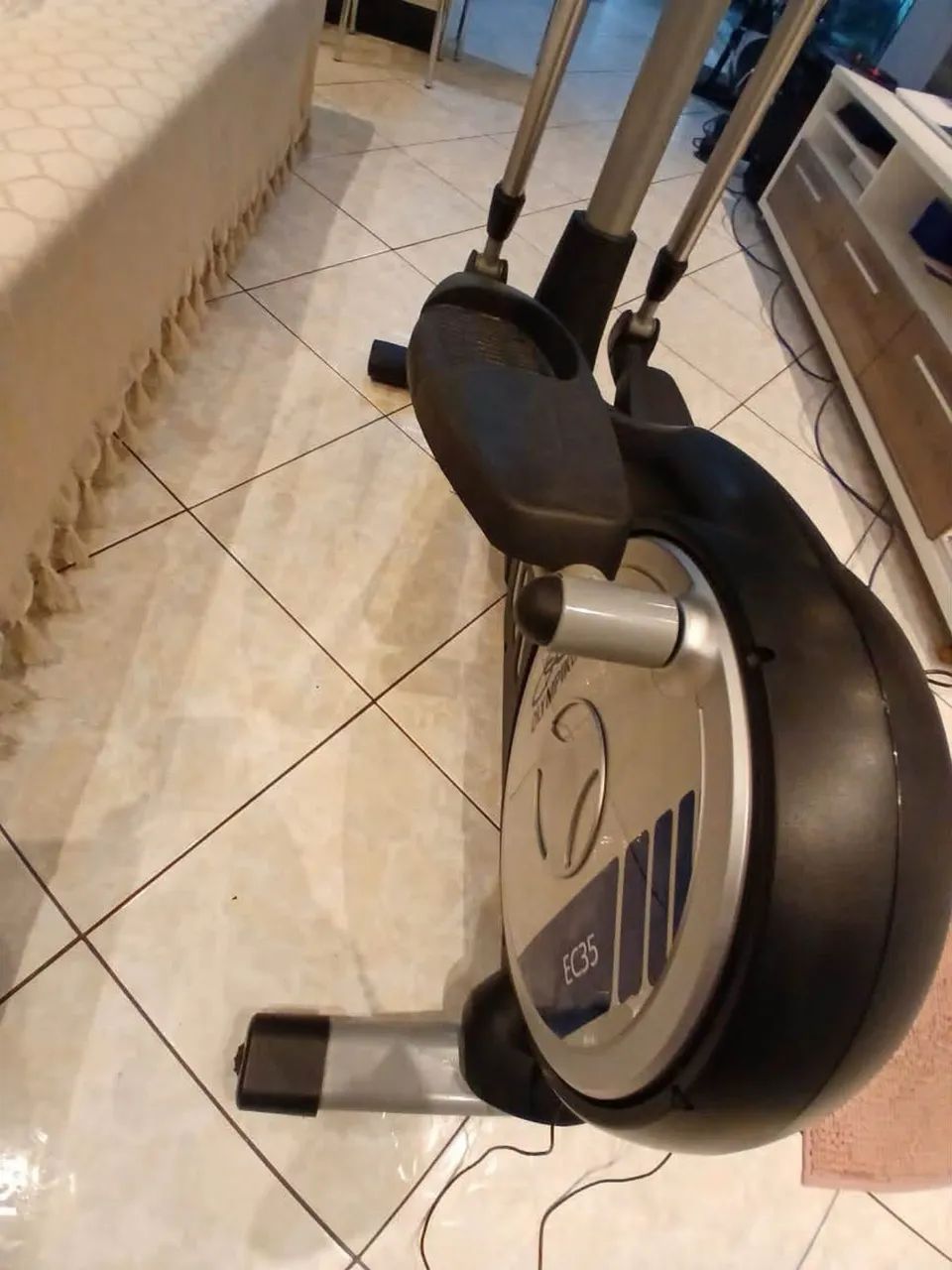 Aparelho elíptico 