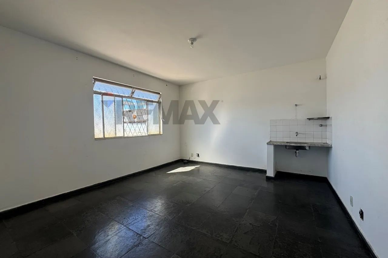Prédio comercial na Av. Abílio Machado - 2 lojas, 7 salas e andar livre - Foto 5