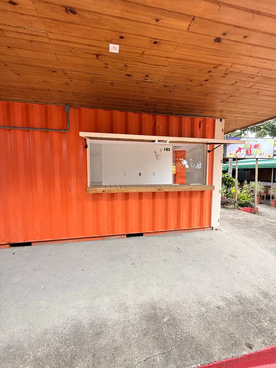 Ponto para restaurante no Quintal Cambolo