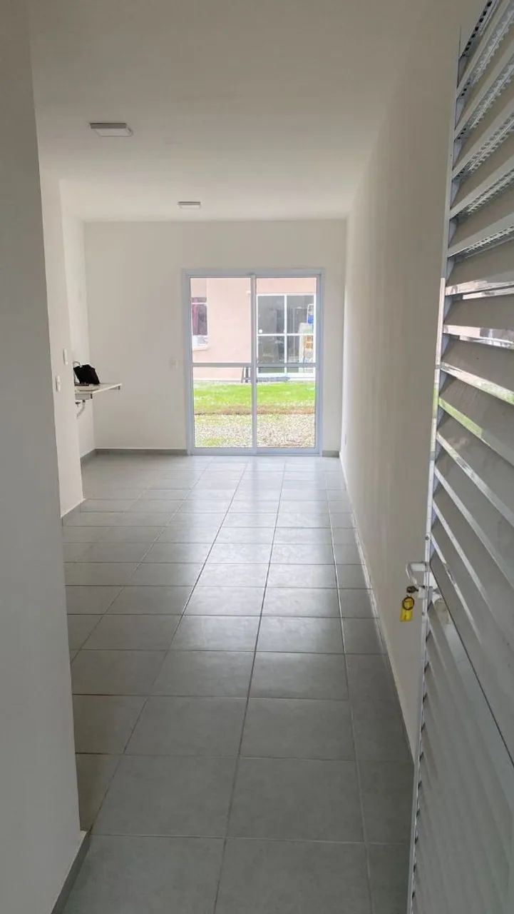 Repasse de casa em condomínio fechado com área de lazer completa  - Foto 2