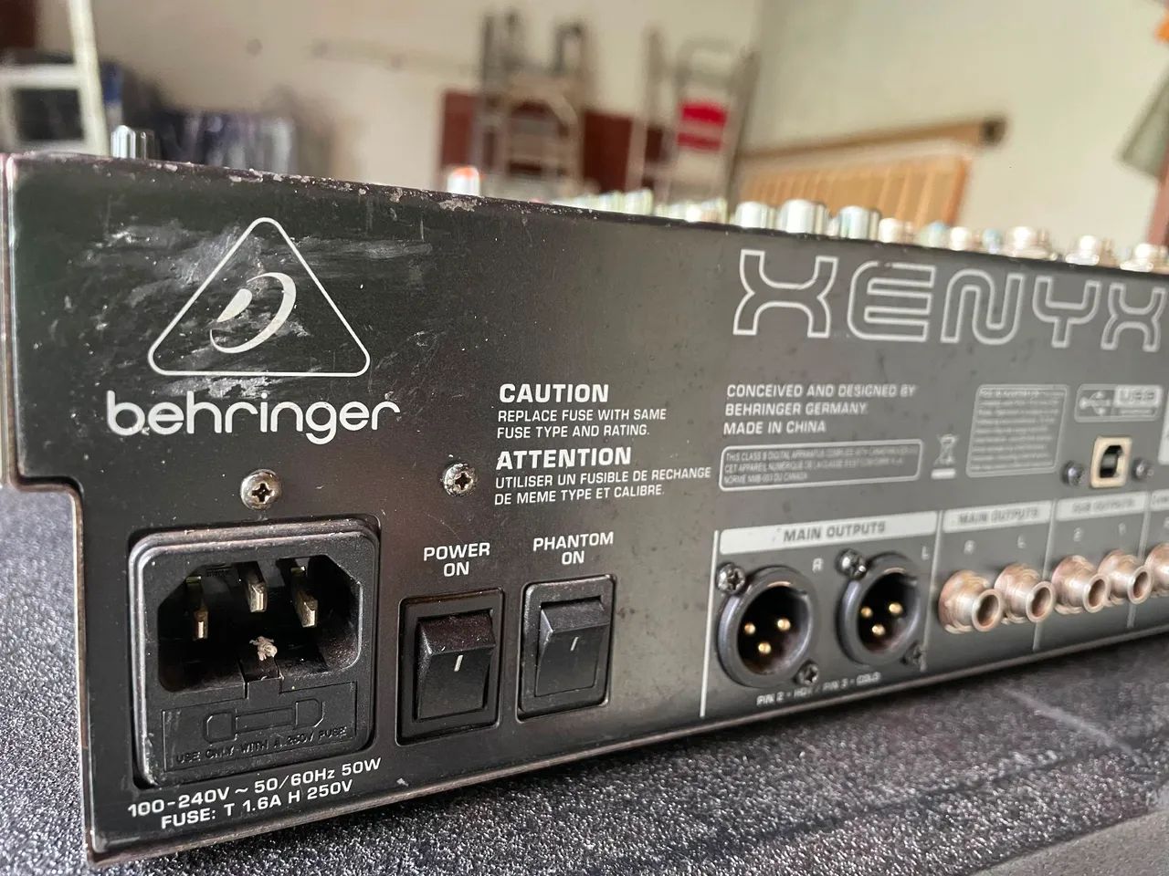 Mesa de Som Behringer XENYX X1832USB - Foto 4