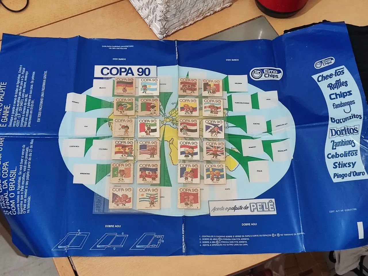 elma chips copa 90 com poster (faltando italia)