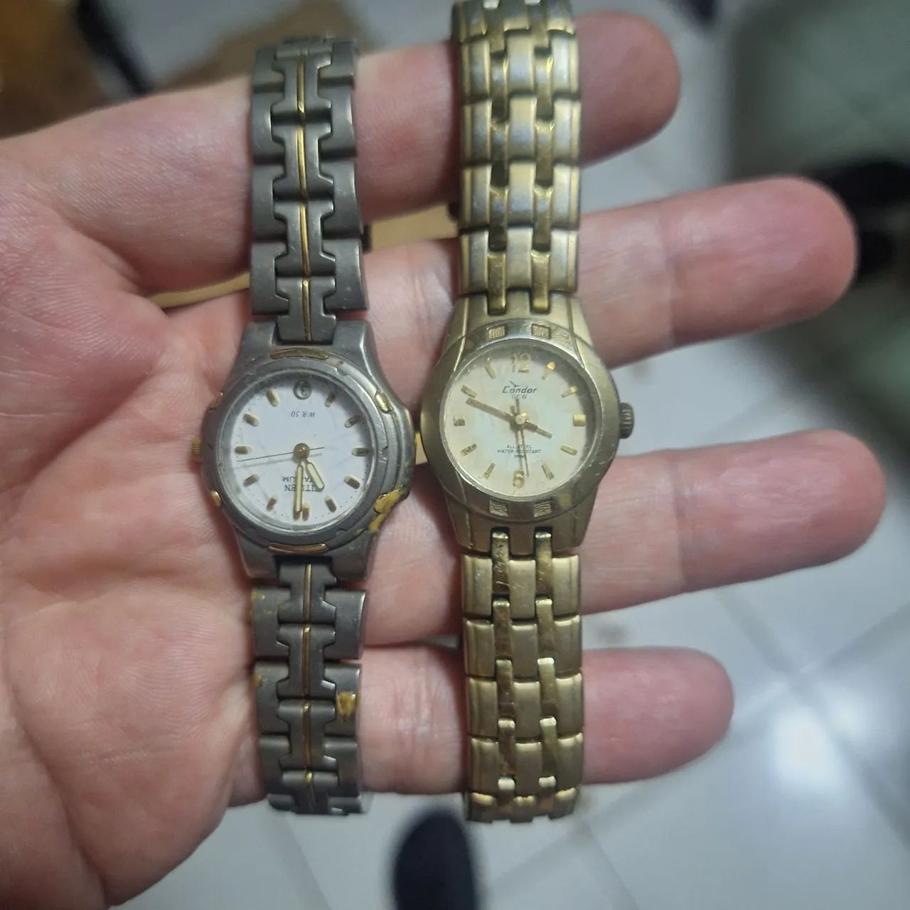Par de relogios femininos citizen quartz e condor quartz