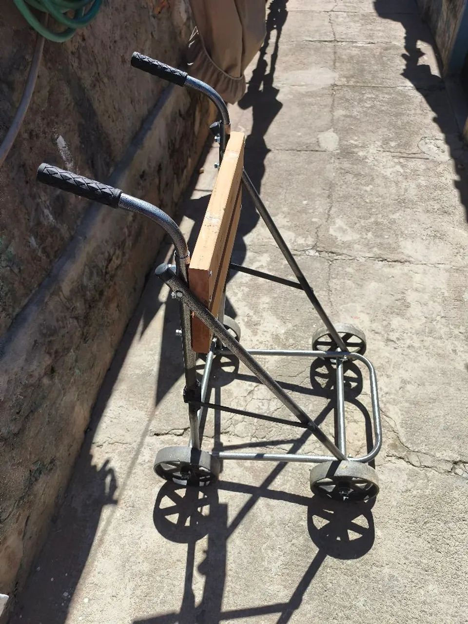 Carrinho motor de popa - Foto 2