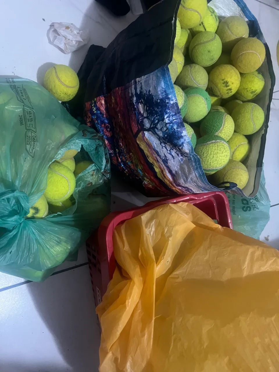 Lote de Bolinhas de Tênis Usadas - Ótimas para Pets, Fisioterapia Etc ? - Foto 3