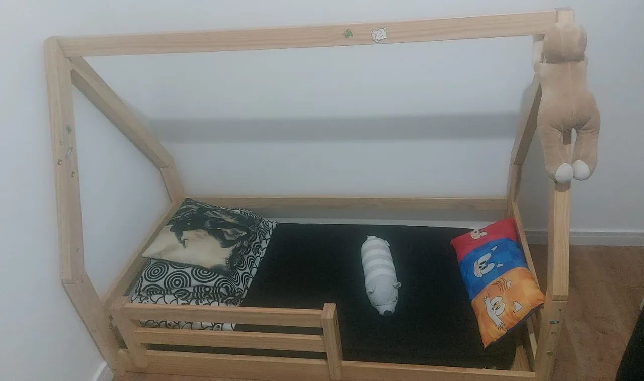 BERÇO INFANTIL 