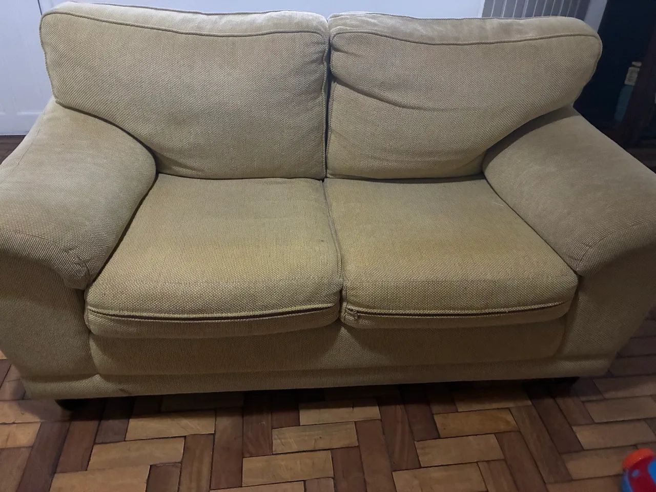 Sofá 2 lugares 