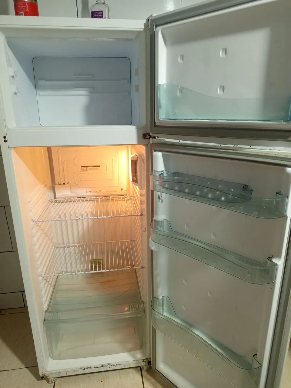 Vendo geladeira