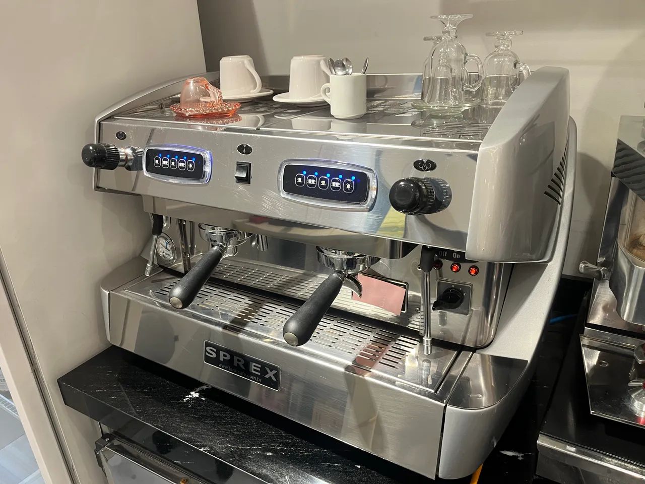 Cafeteira proficional + moinho .. - Foto 4