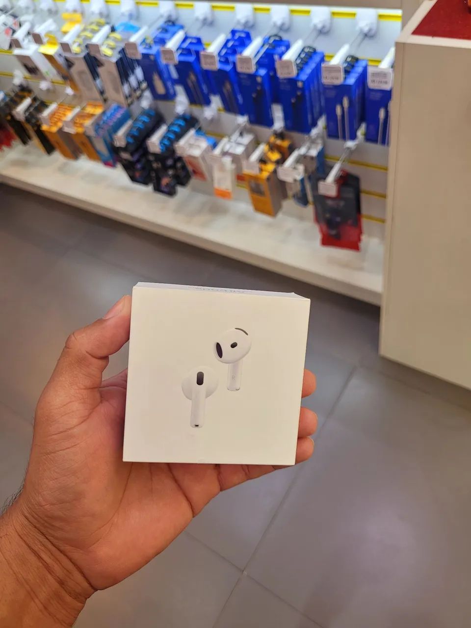 AirPods4 外箱なし AirPods 4 Com Cancelamento - Celulares e Smartphones - Vila Santa