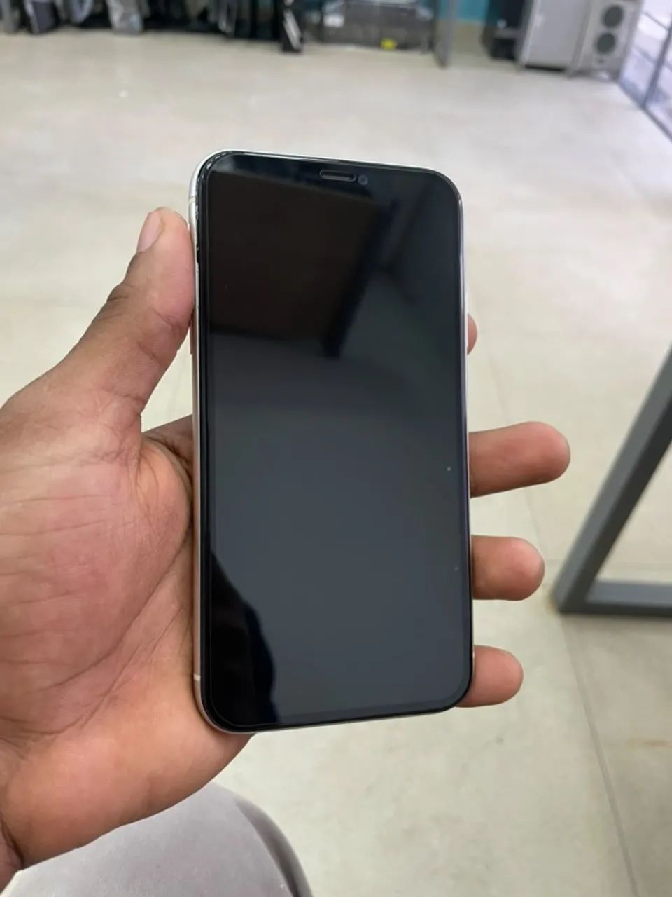 IPHONE 11 - 64GB - Branco - Foto 2