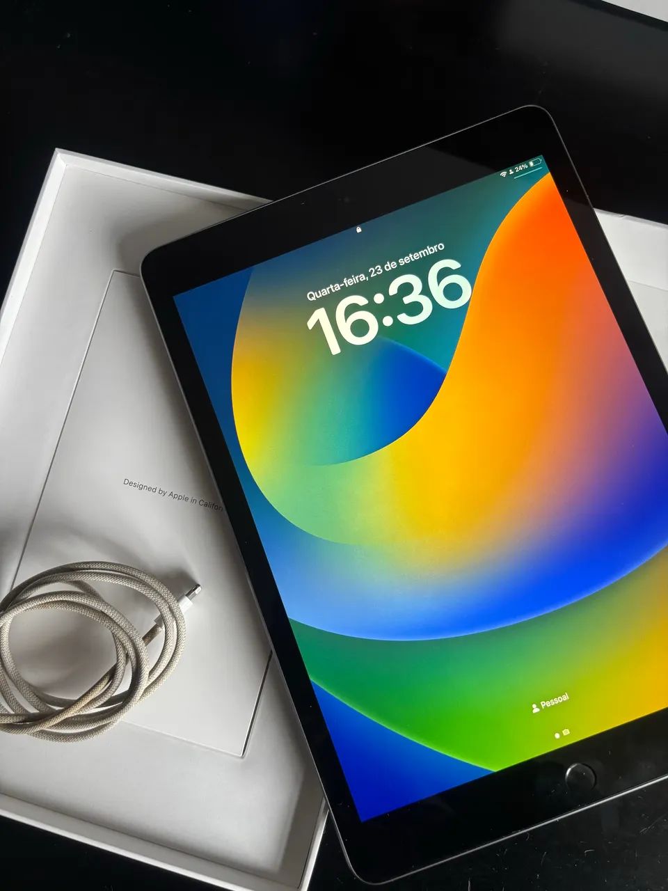 iPad 8ª Geração 32GB Wi-Fi com Caixa, Nota e Carregador - Foto 2