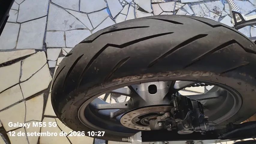 CB 300 - Foto 3