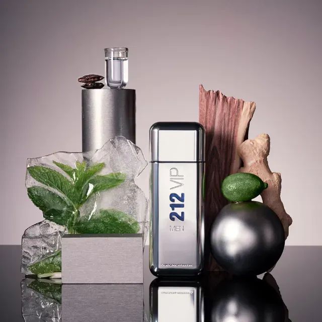 212 Vip Men Masculino Eau de Toilette - Foto 4