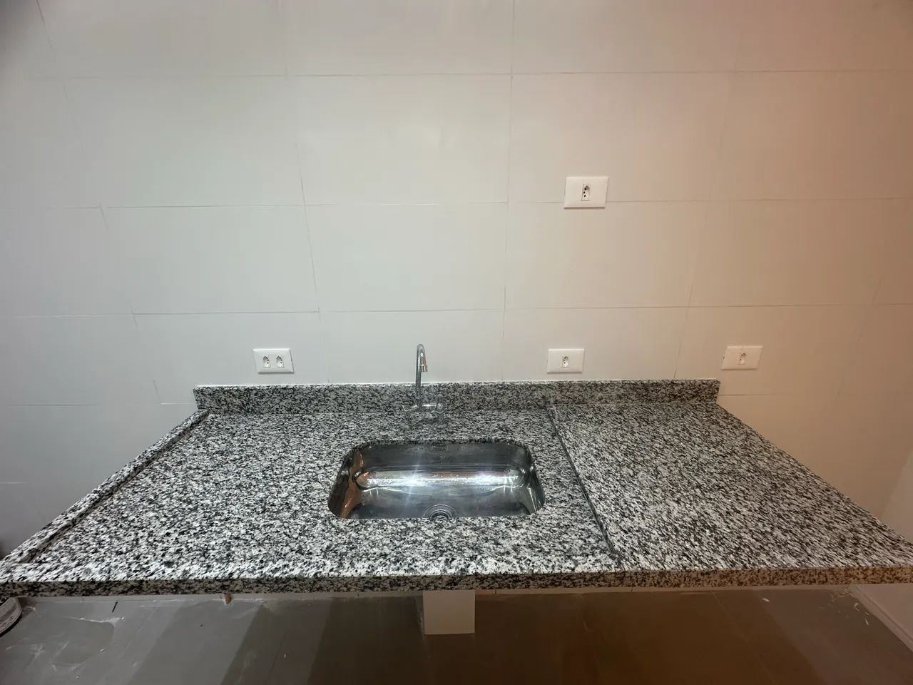 Pia com Cuba 1,80m x 60  e Torneira  - Foto 2