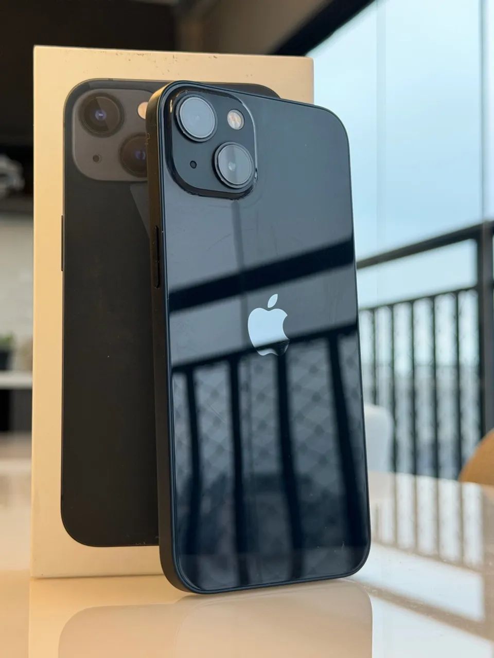 iPhone 13 128GB Preto 