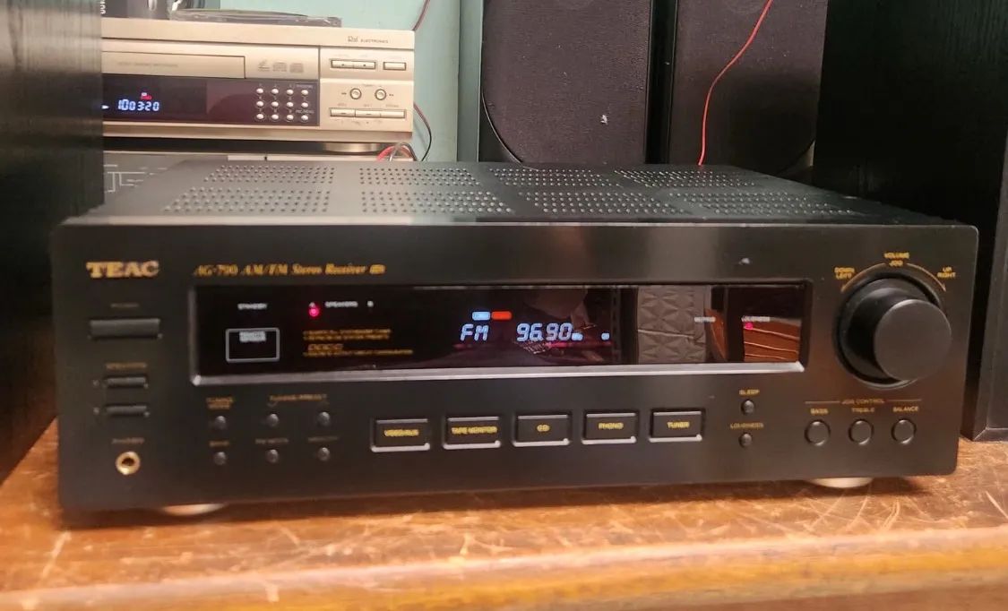Receiver teac ag-790 