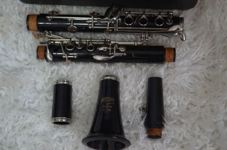 Clarinete Si Bemol Selmer Bundy - Resonite ((( Promoção ))) - Foto 3
