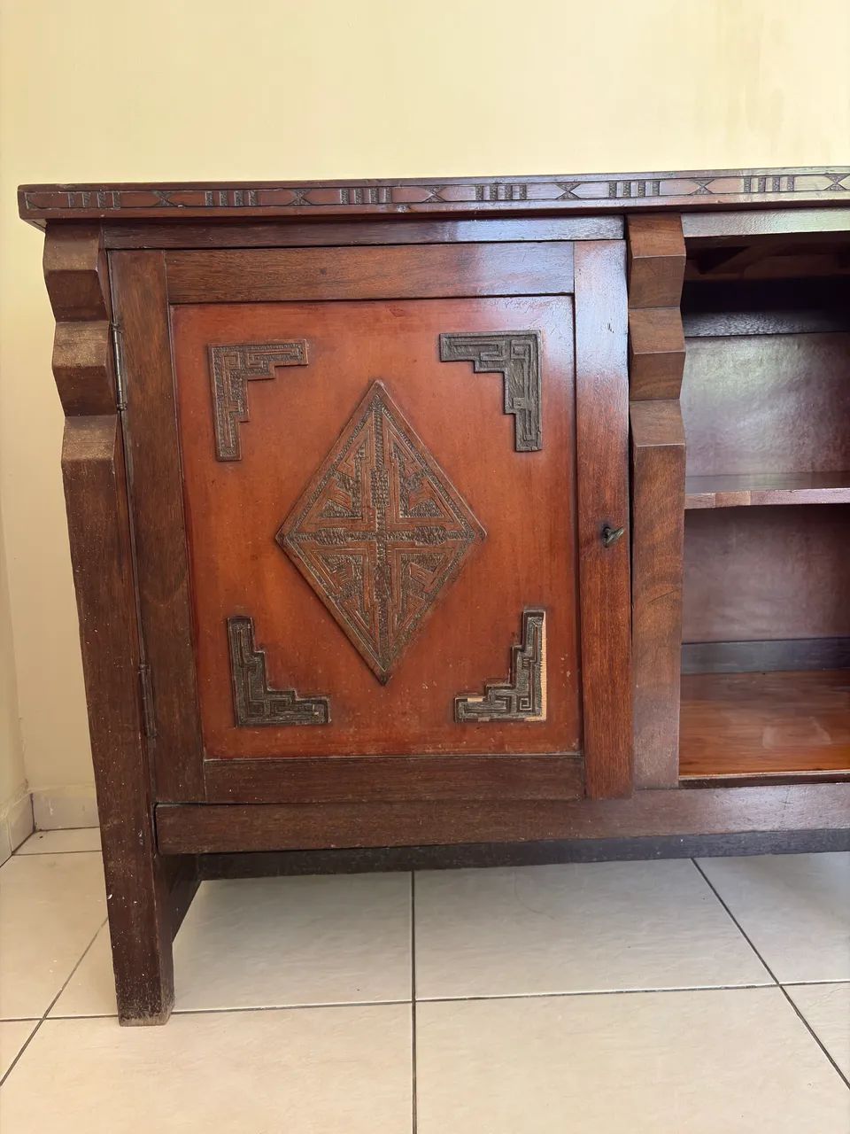 Móvel antigo Antiquário  - Foto 4