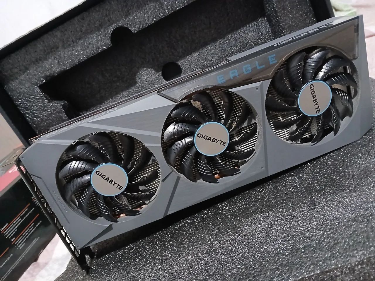 RX 6600 EAGLE TRIPLE FAN