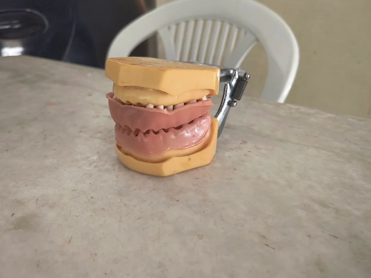 Vendo.uma prótese dentária de amostra  - Foto 5