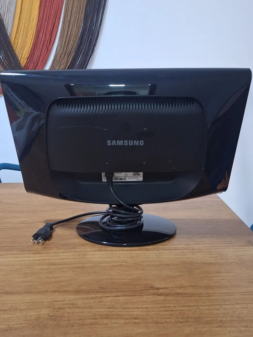 Monitor Samsung SyncMaster 933SN. <br> - Foto 2