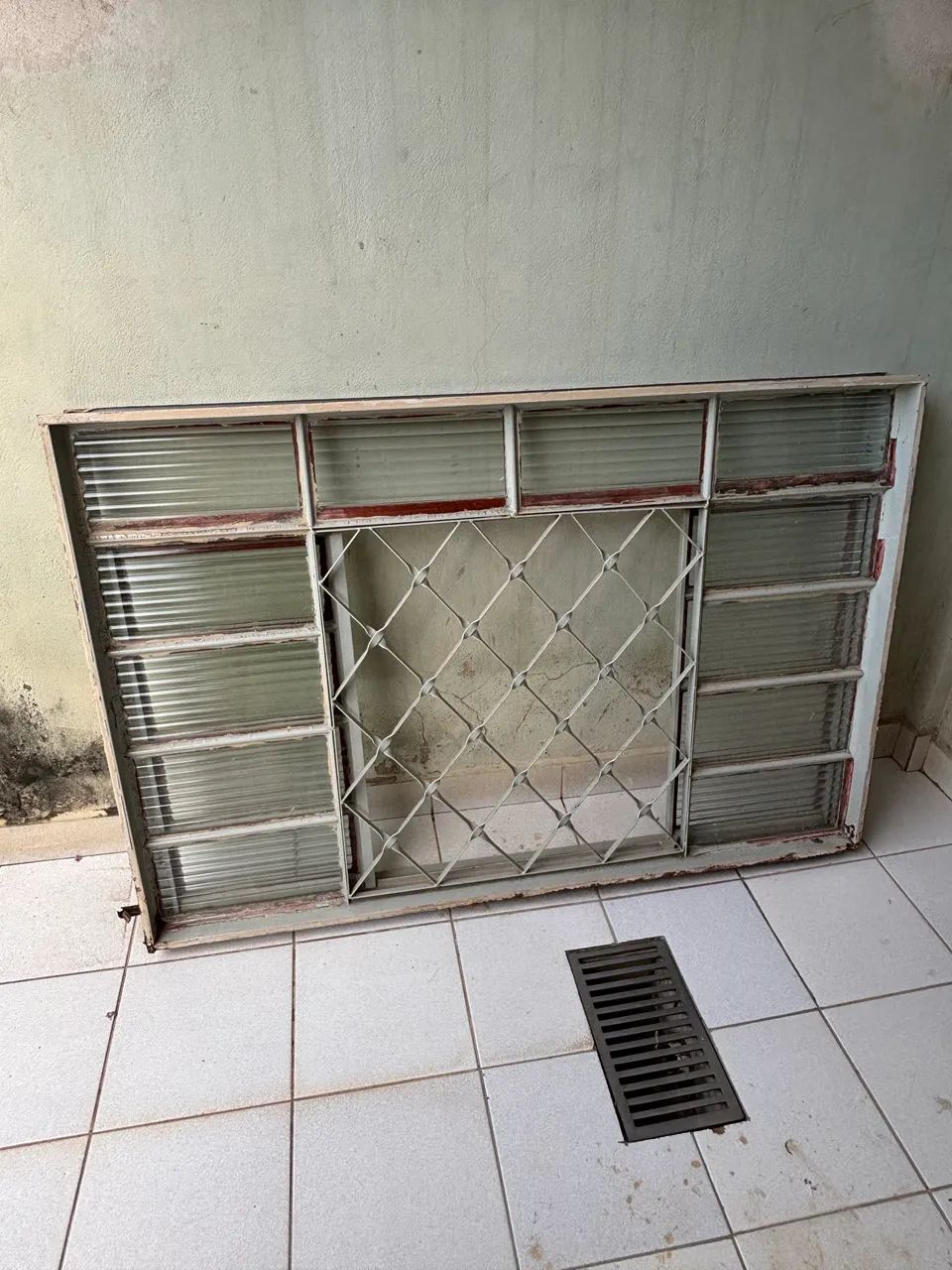 Janela de Cozinha com Vidro