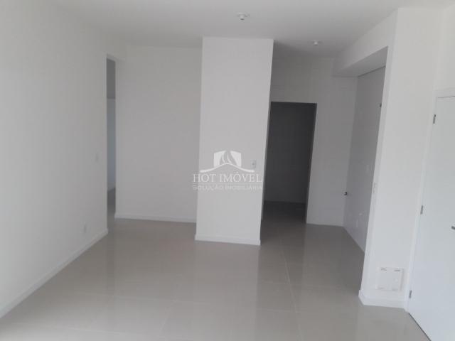 Apartamento à venda com 3 dormitórios em Campeche, Florianópolis cod:HI0937 - Foto 3