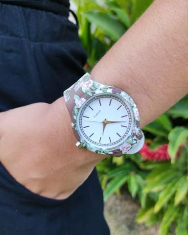 ? Lindo relógio analógico com pulseira de silicone!! ? - Foto 2