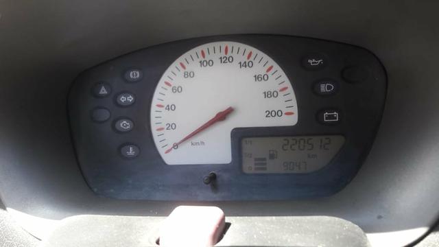 Celta gm 2002 / 220.000 km - Foto 9