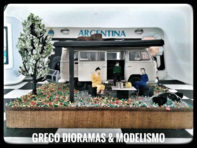 Diorama - "VW Kombi Acampamento" - Foto 3