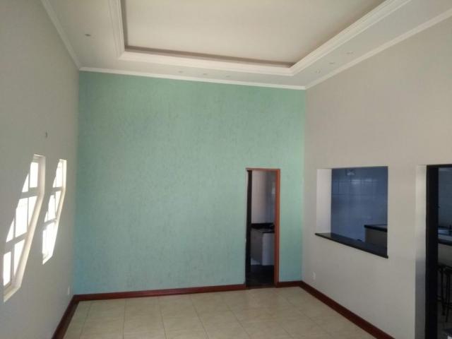 Casa com 3 dormitórios para alugar, 195 m² por R$ 3.500/mês - Parque das Universidades - C - Foto 2