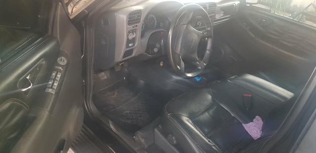 Vendo ou troco s10 por outra s10 de ano entre 2013 a 2014 - Foto 2