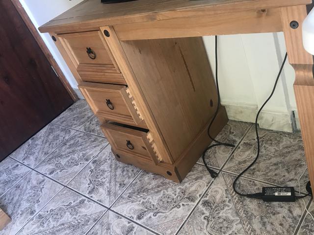 Jogo de quarto de madeira maciça/ pinos! - Foto 3