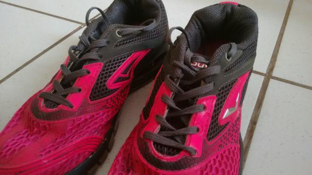 Vendo tênis bouts feminino rosa