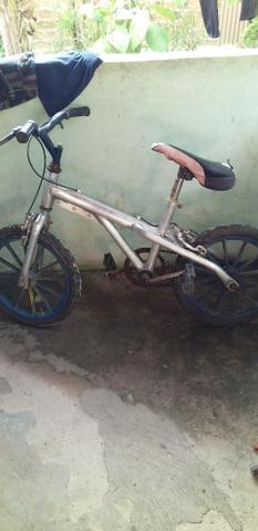 Vendo bike aro 16 ou troco por bike aro 20