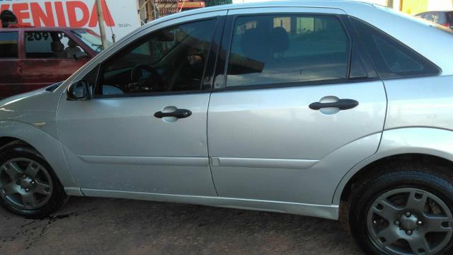 Focus sedan muito conservado - Foto 3