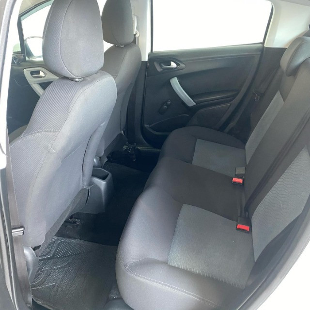 Peugeot 208 Active 1.5 2014 (Estiloso) - Foto 2