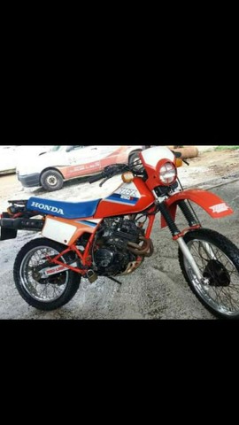 MOTO XLX 250