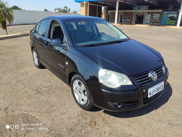 POLO SEDAN 2009