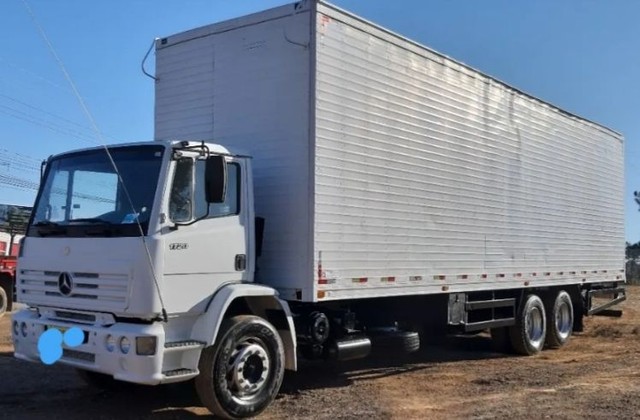 MERCEDES BENZ MB 1720 COM AR CONDICIONADO BAU OU NO CHASSI